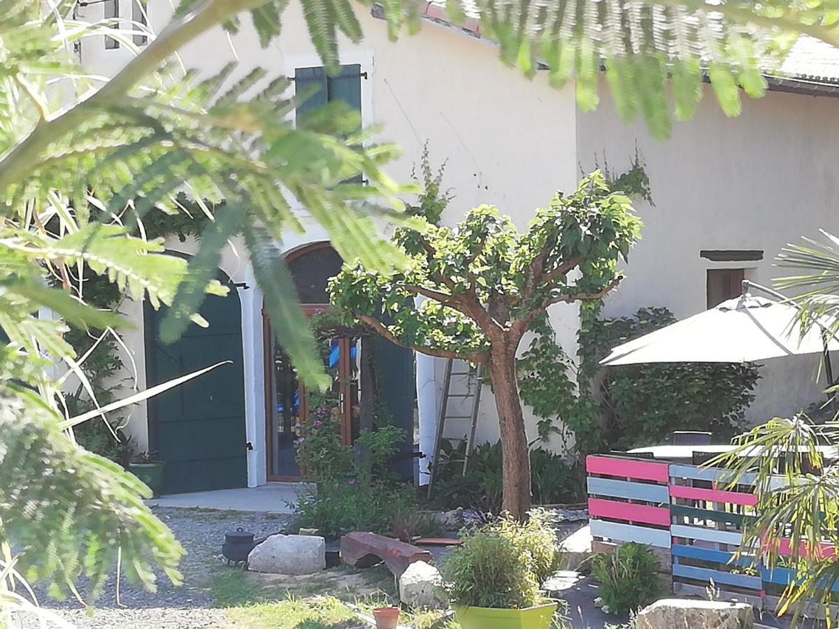 Gite Pedelucq Pouillon Exterior foto